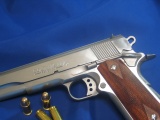 Guns Weapons Ammunition M1911 45acp Colt Handguns