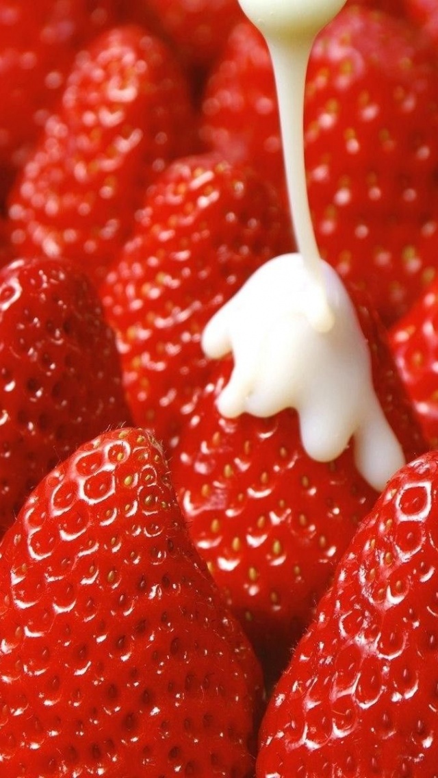 Food Strawberries 2