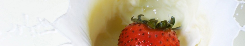 Fruits Milk Food Splash Strawberries