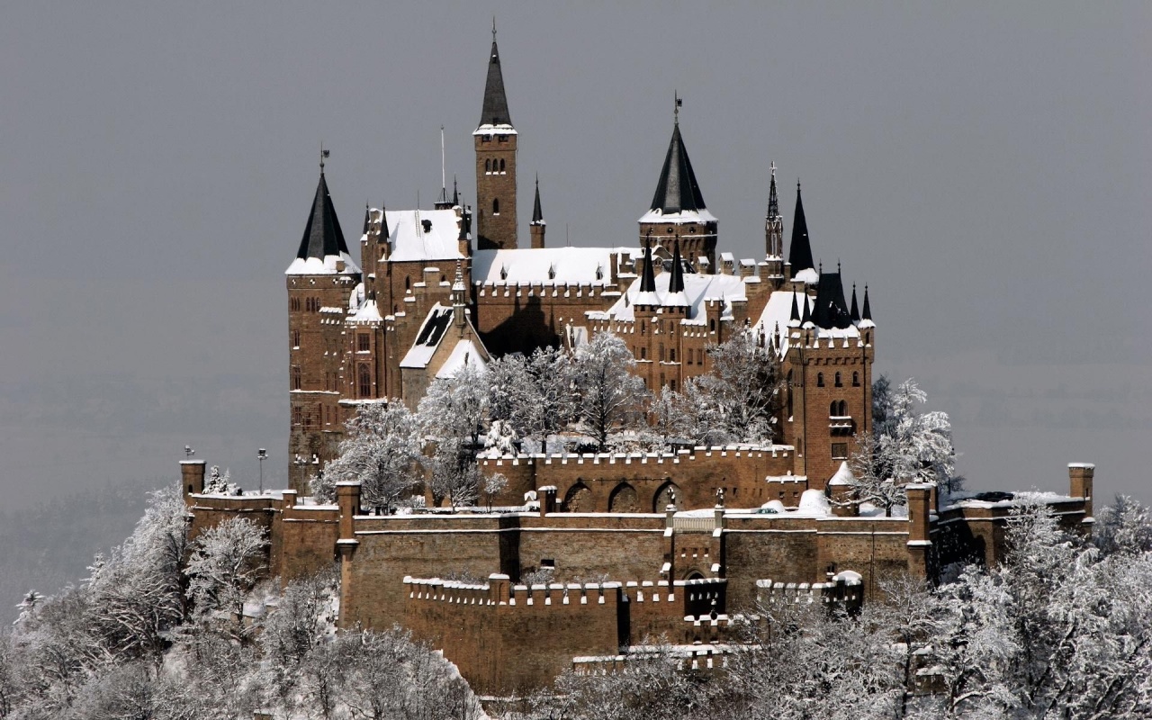 Hohenzollern Castle Screen