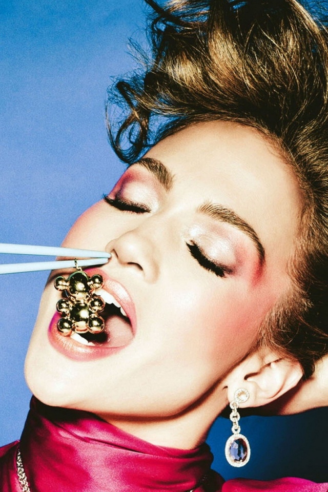 Jennifer Lopez Make Up Eyes Sticks Suspension