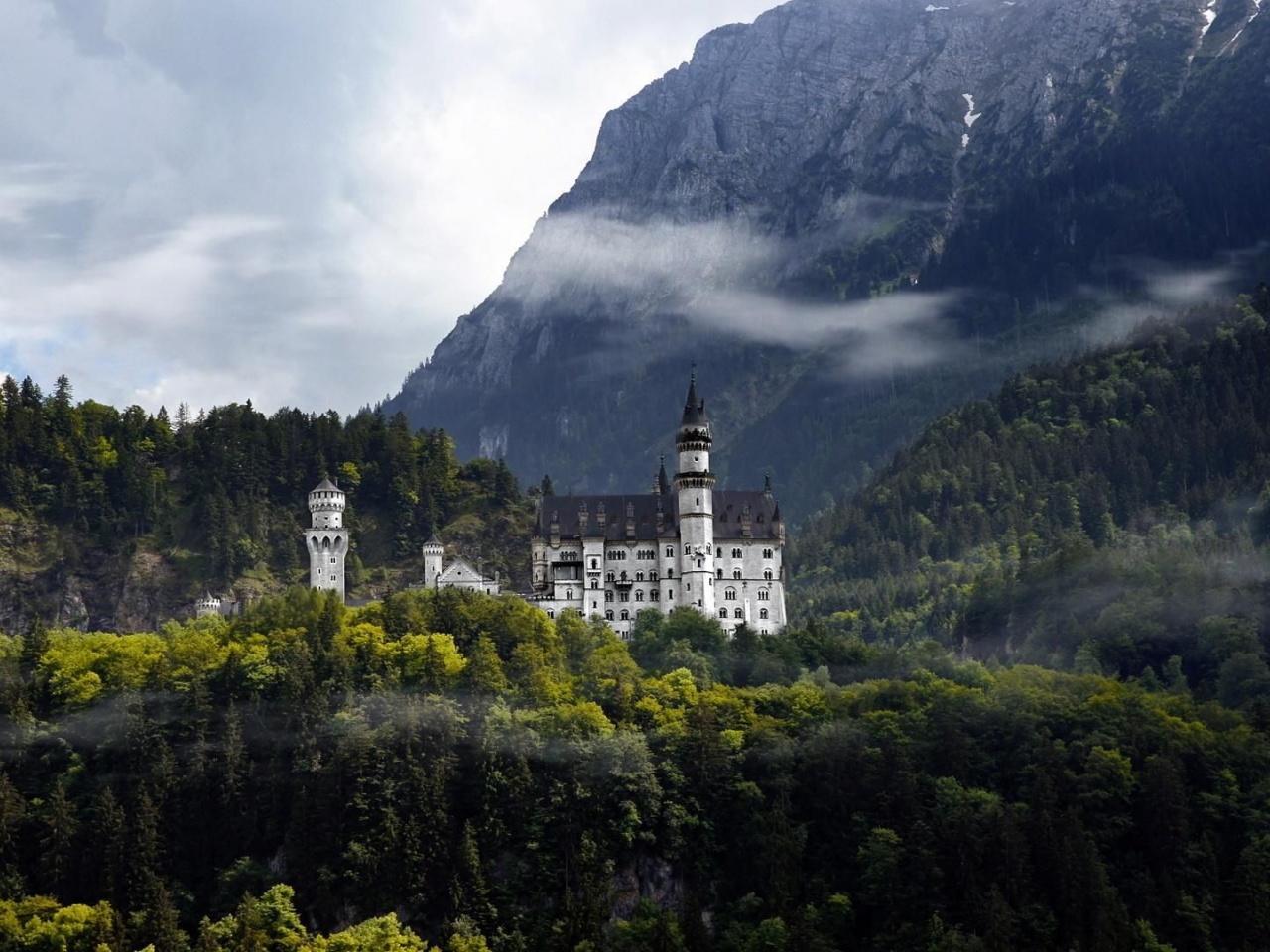Neuschwanstein Castle Bavaria Germany World Attractions Buildings Nature