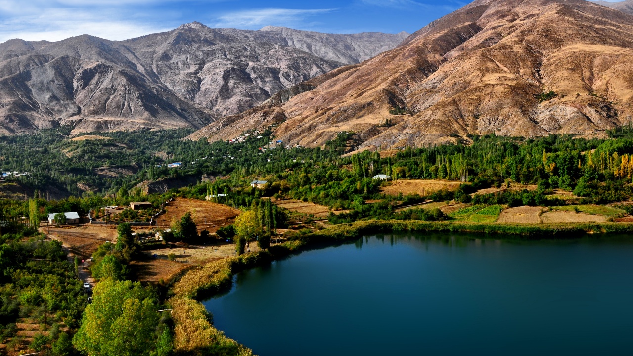 Ovan Lake In Iran