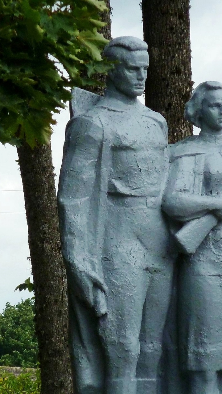 Partisans Sculpture Ahremovtsy Belarus
