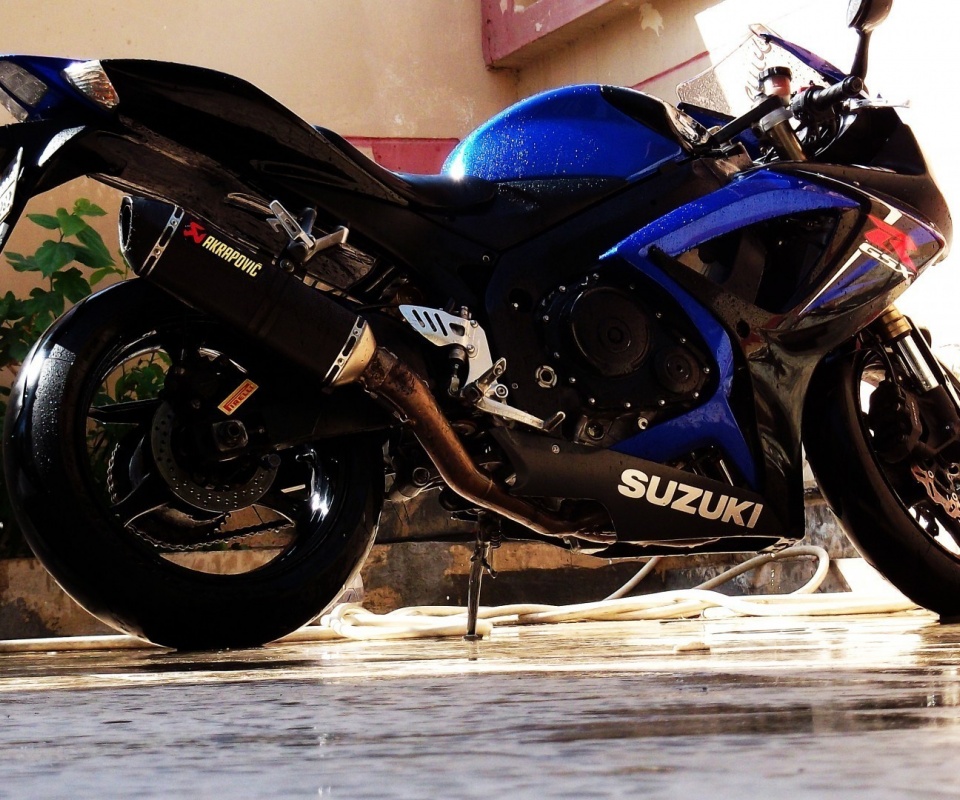 Suzuki Gsx R600
