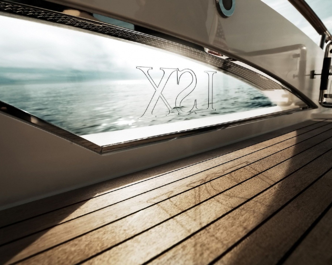 Window Yacht Deck
