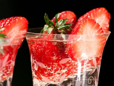 Glass Fruits Food Strawberries Drinks Black Background