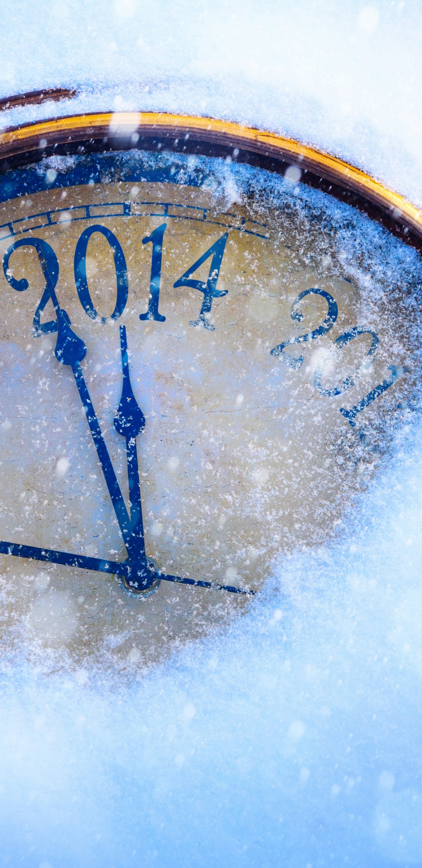 A Few Minutes To The New Year 2014