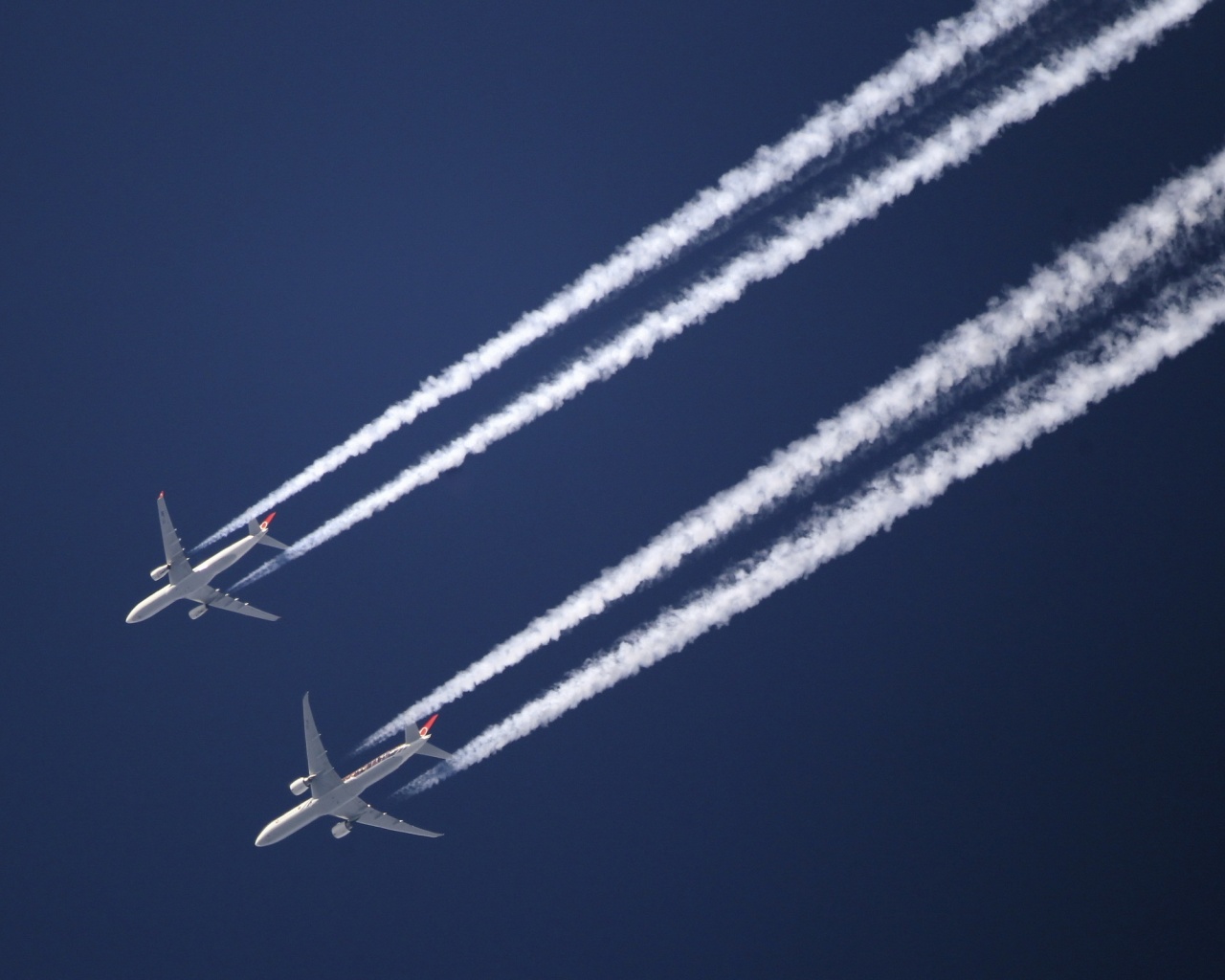 Aircraft Sky Trail