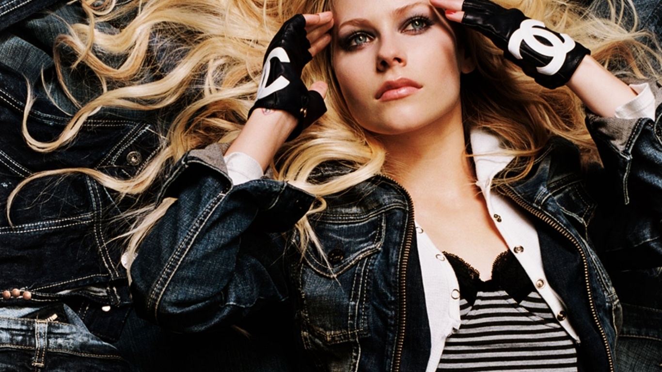 Avril Lavigne Celebrities