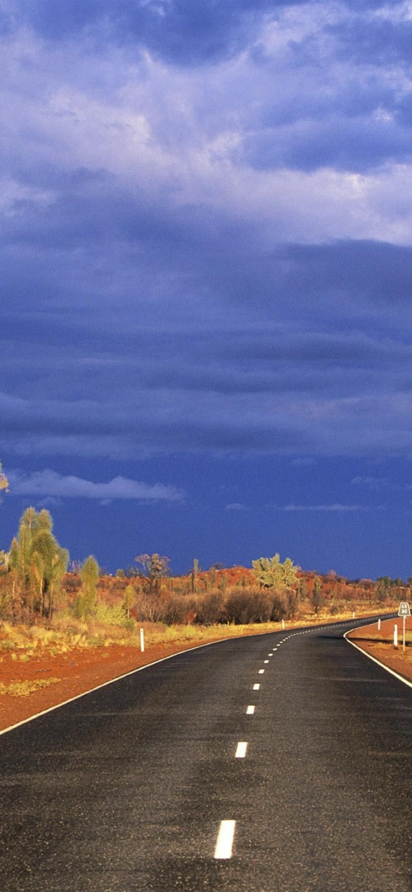 Beautiful Scenery La Lasseter Highway State Route Australia World