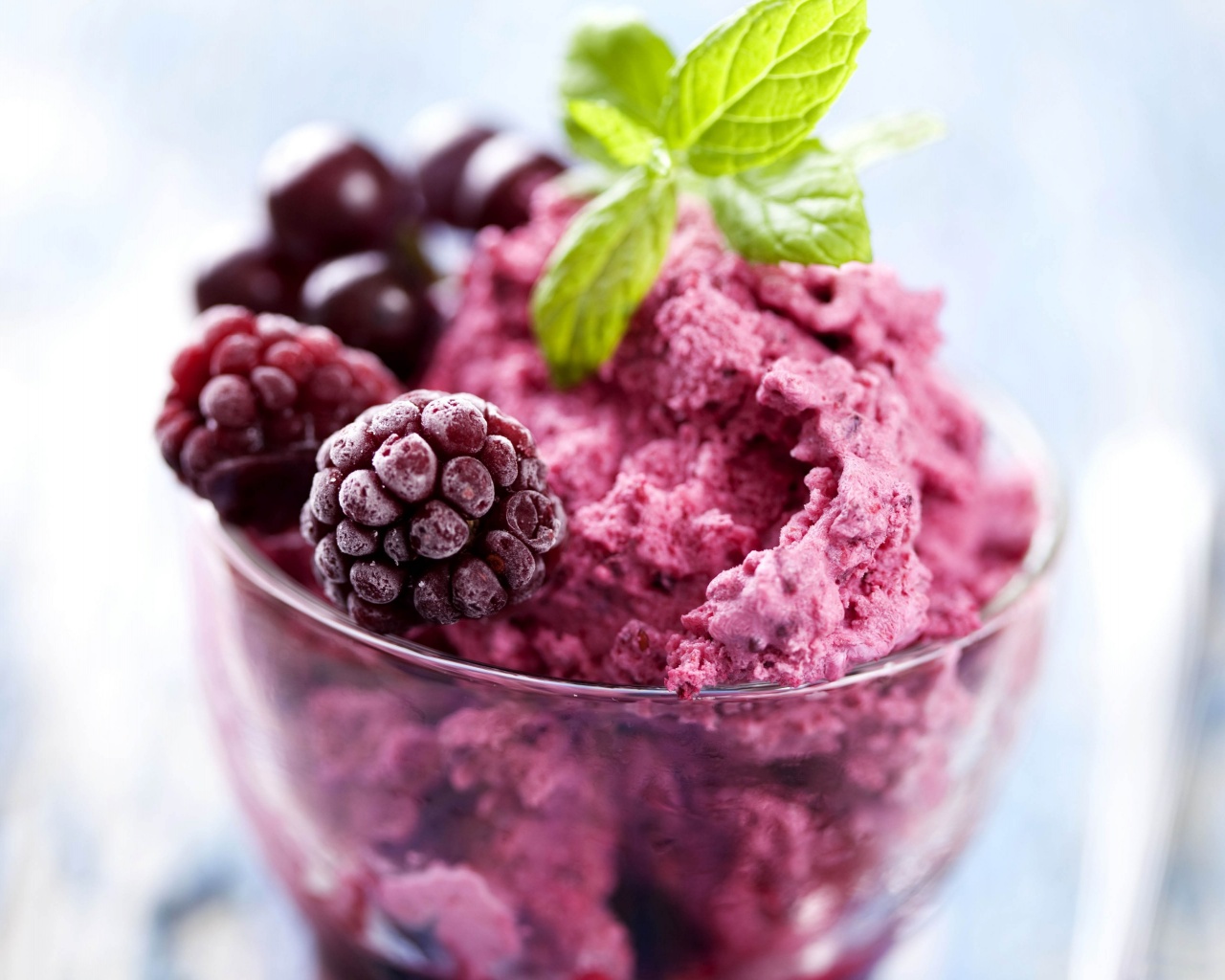 Berries Ice Cream