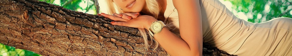 Blond Tree Leaves Watch Nature