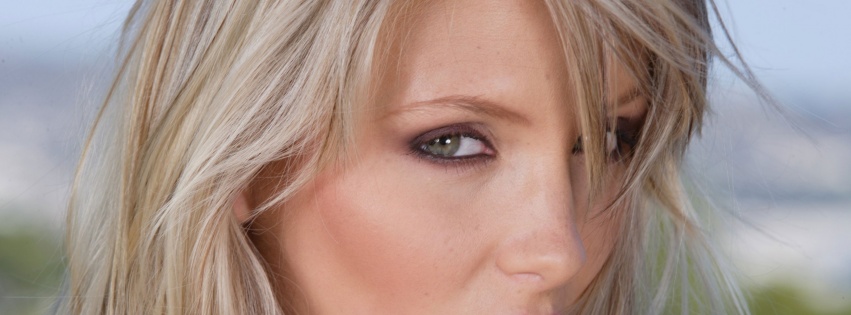 Blondes Women Closeup Models Denisa Brazdova Faces Licking Lips
