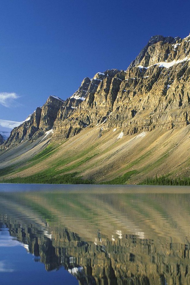Bow Lake Rockies Canada