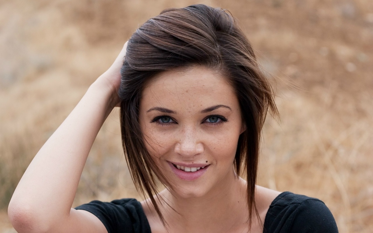Brunette Hairstyle Wind Face Freckles Smile