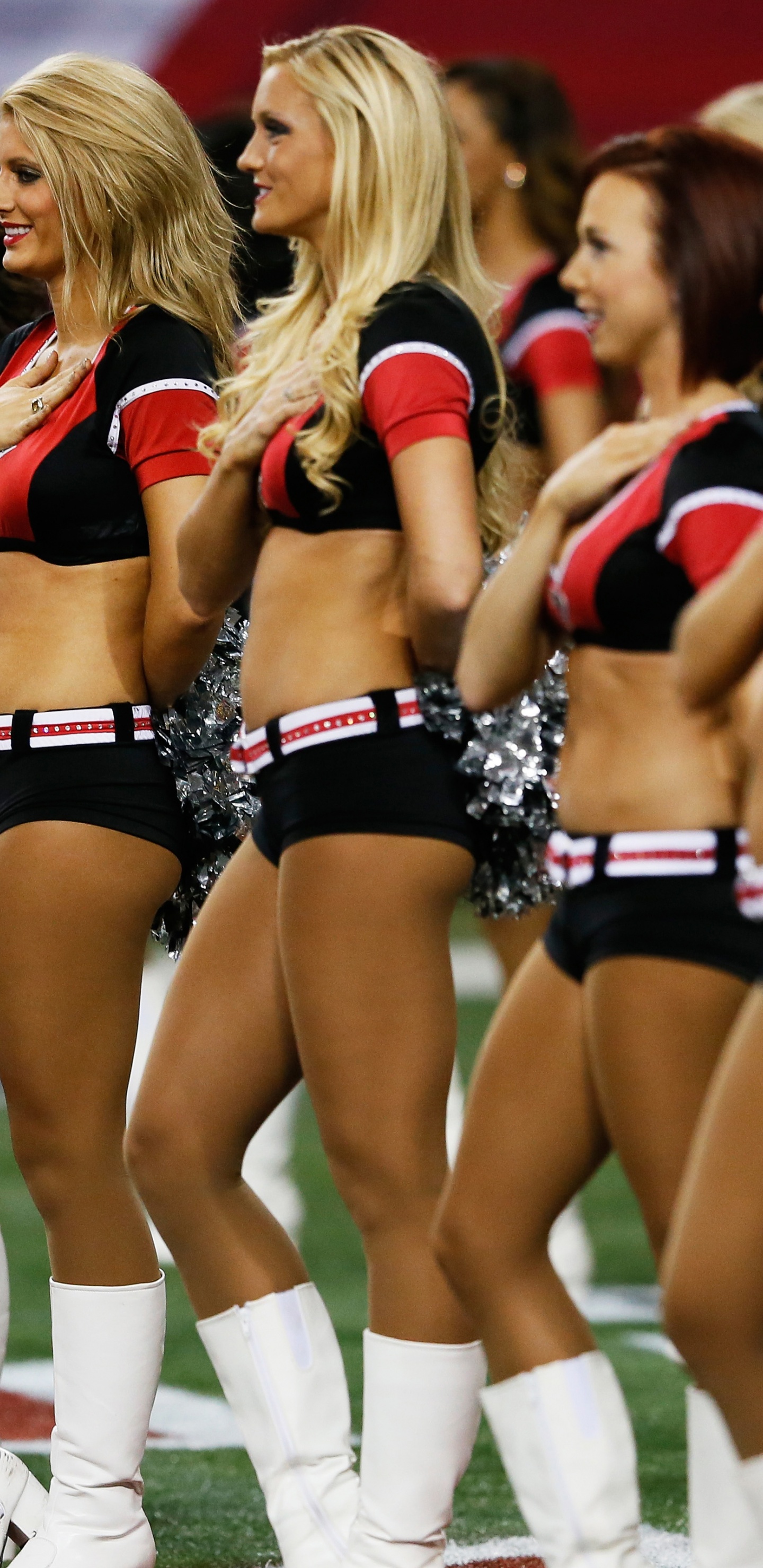Cheerleaders - NFL
