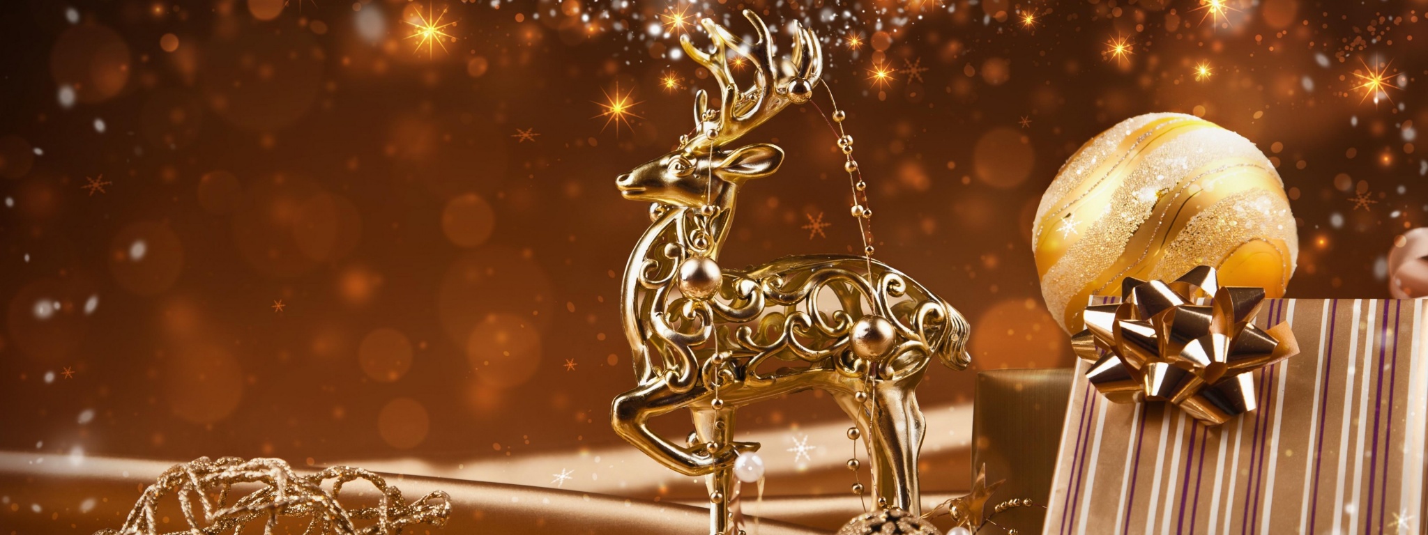 Christmas Ornaments Gold Reindeer