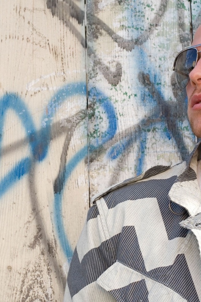 Collie Buddz Glasses Chain Fence Graffiti