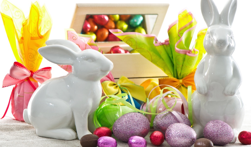 Easter With Bunny Decor And Eggs