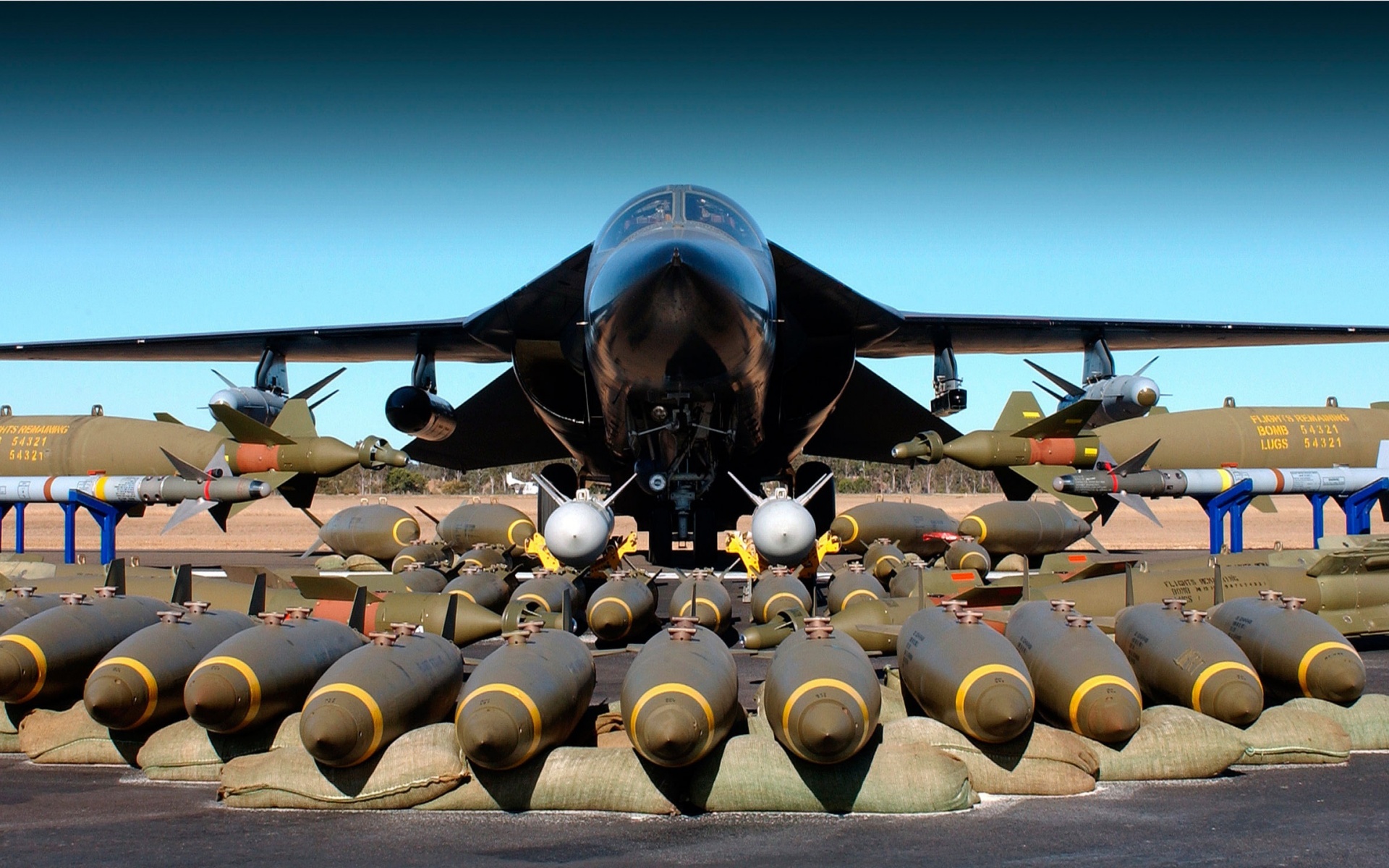 F 111 Bomber Weapons Bomb Plane