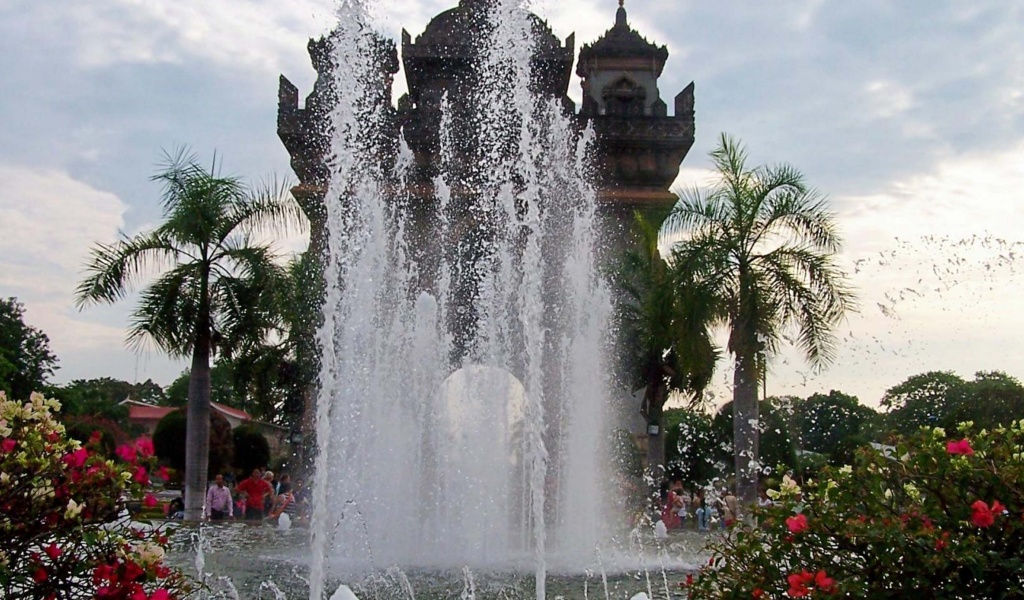Fountain In Front Of The Victory Gate Vientiane Prefecture Laos