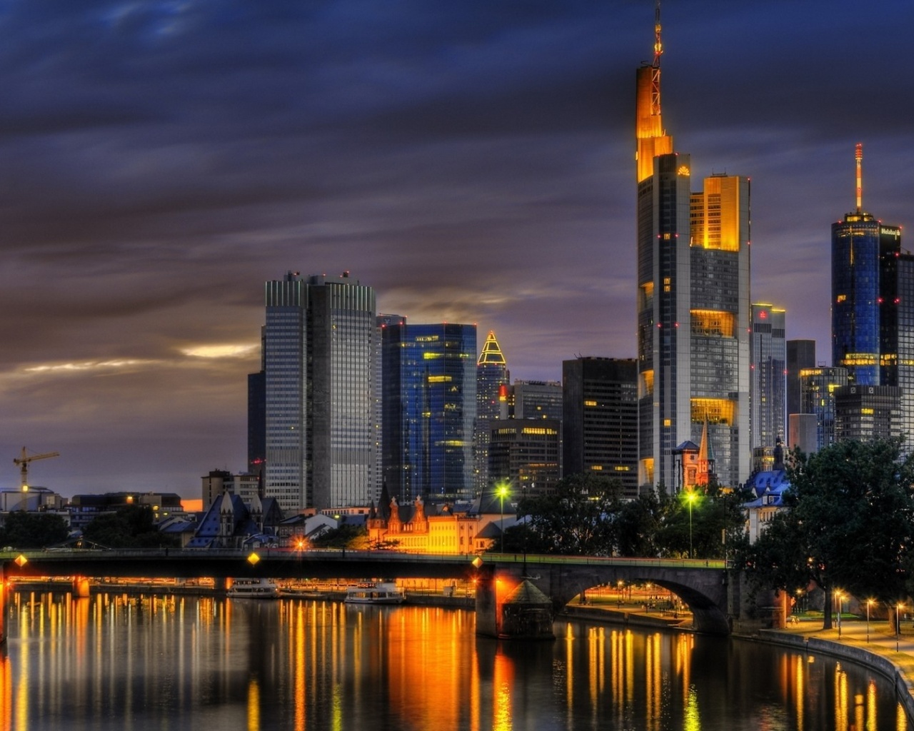 Frankfurt Am Main Germany Building River City Landscape