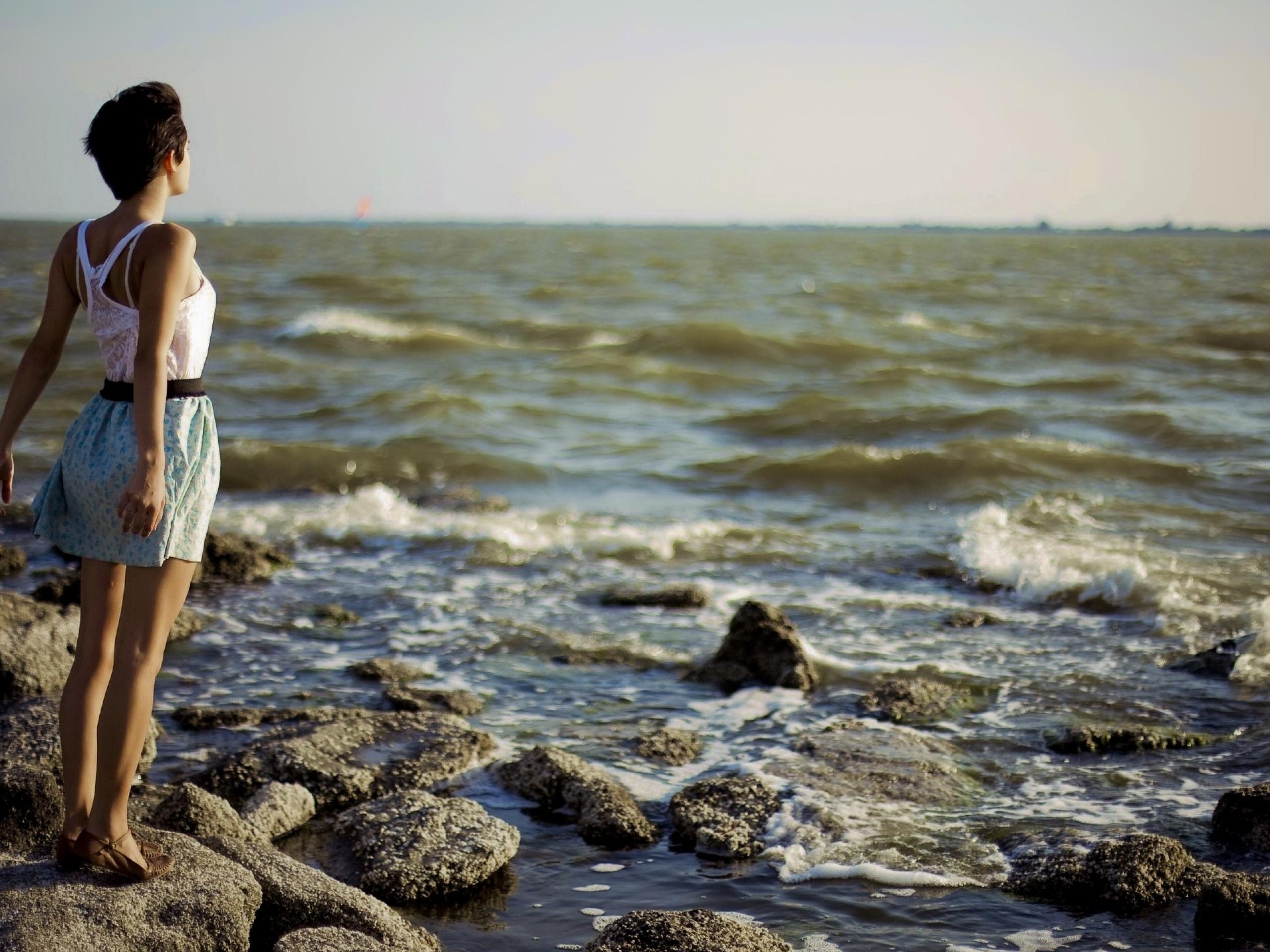 Мудрое море. Девушка-море. Девушка на берегу. Фотосессия на море. Девушка на берегу моря.