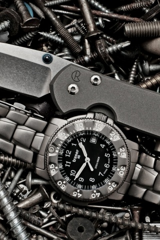 Green Weapons Knives Nails Fastener Screw Watch