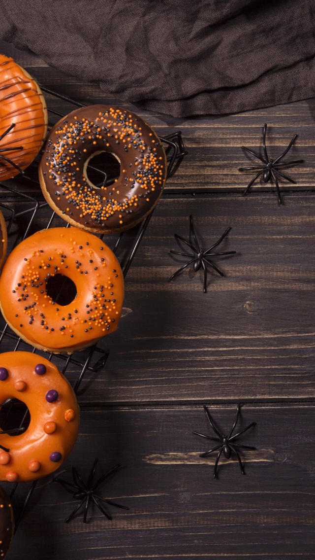 Halloween Donuts Spiders