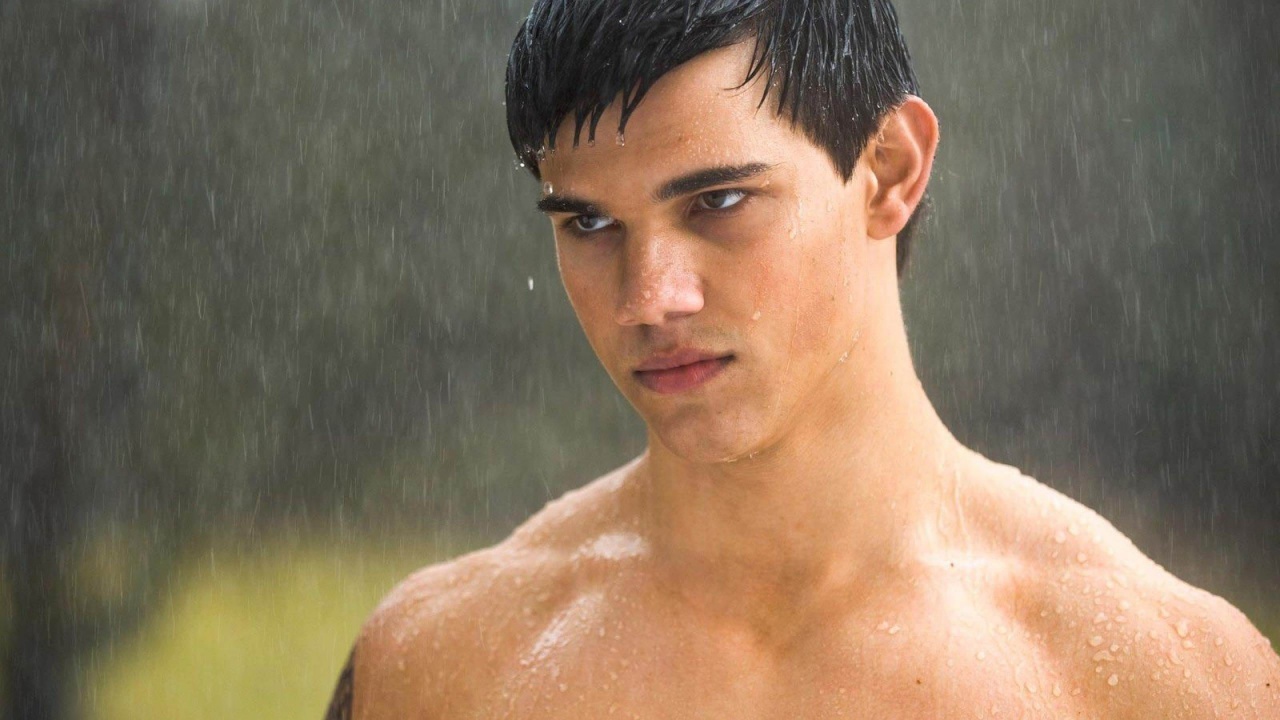 Hot Taylor Lautner