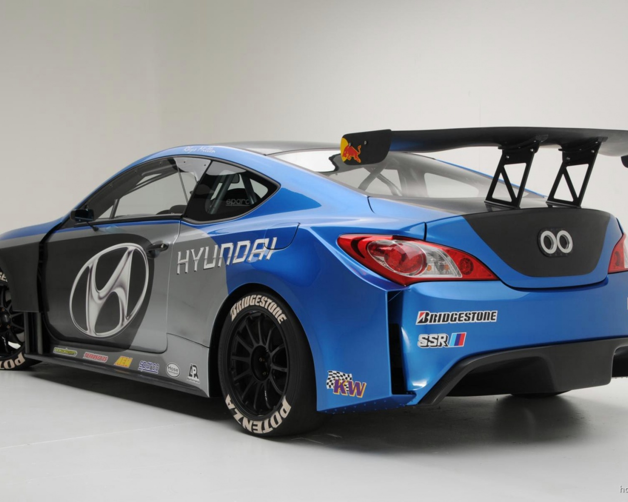 Hyundai Rmr Racing 4