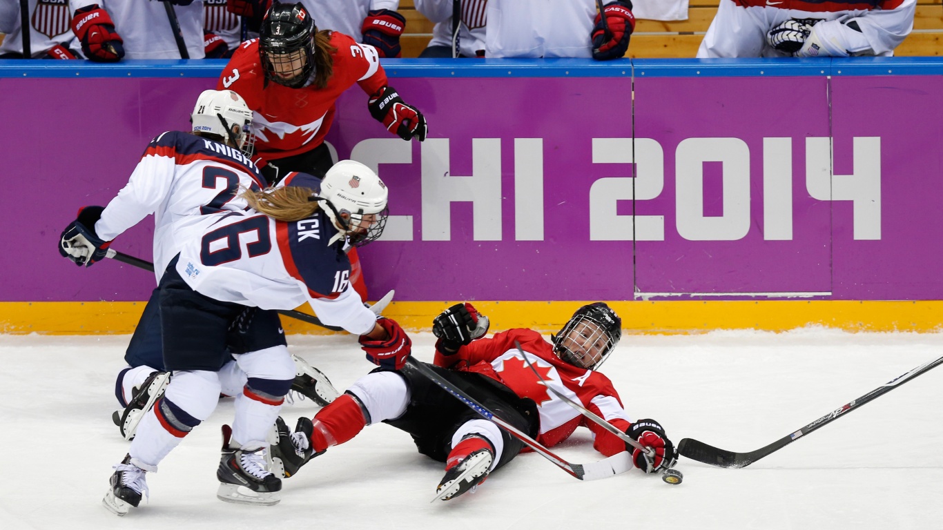 Ice Hockey Women Match In Sochi 2014