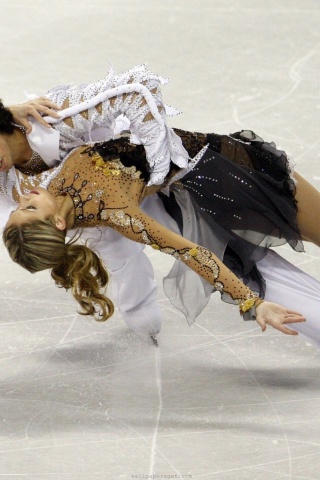 Ice Skating Canadians Tessa Virtue And Scott Moir Figure Skater