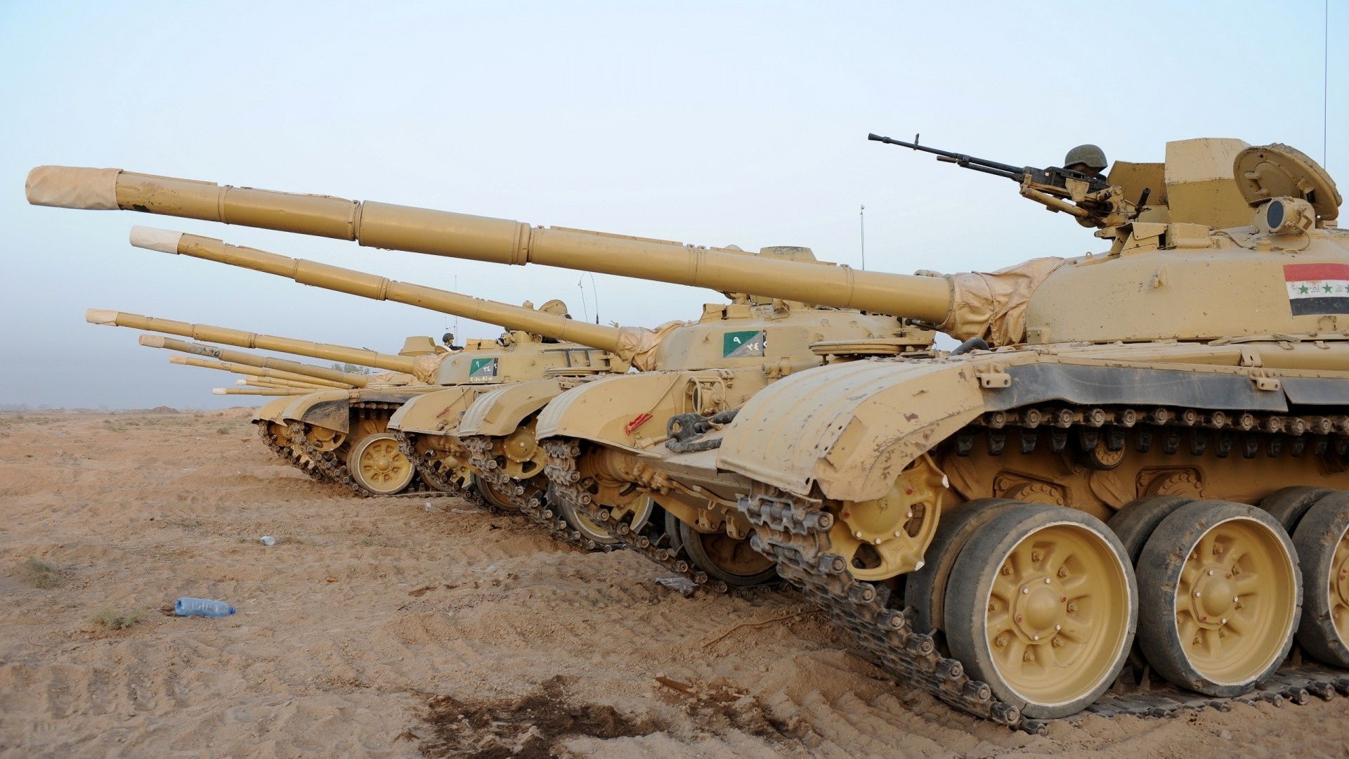 Iraqi T 72 Tanks