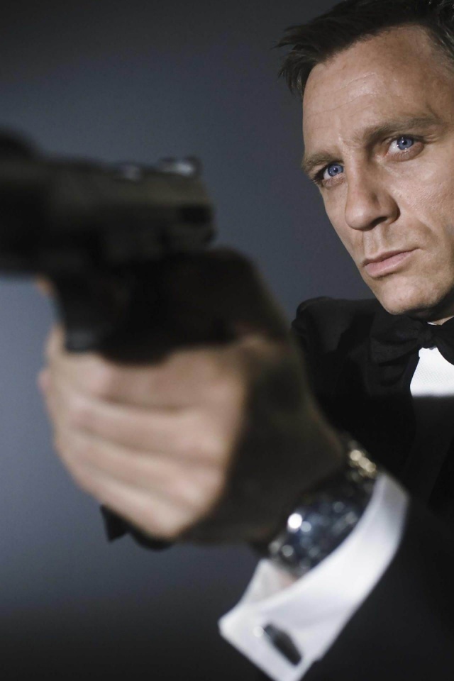 James Bond Actor Weapons Gun Movie