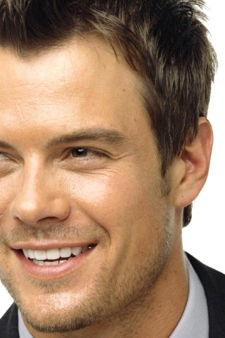 Josh Duhamel