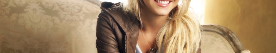 Julianne Hough Blonde Smile Celebrity Face
