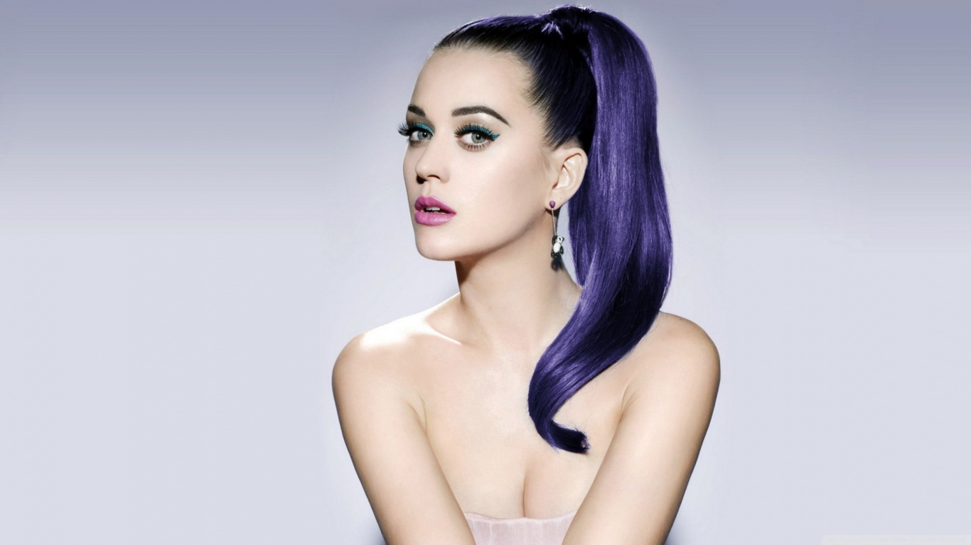 Katy Perry Singer Face Creative Makeup