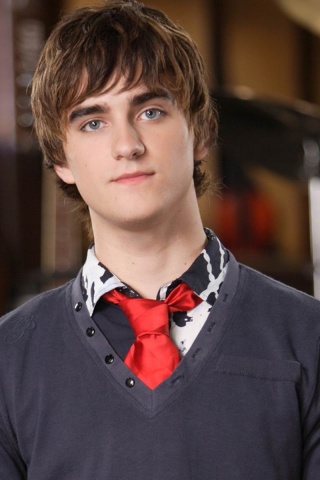 Landon Liboiron Portrait Wallpaper