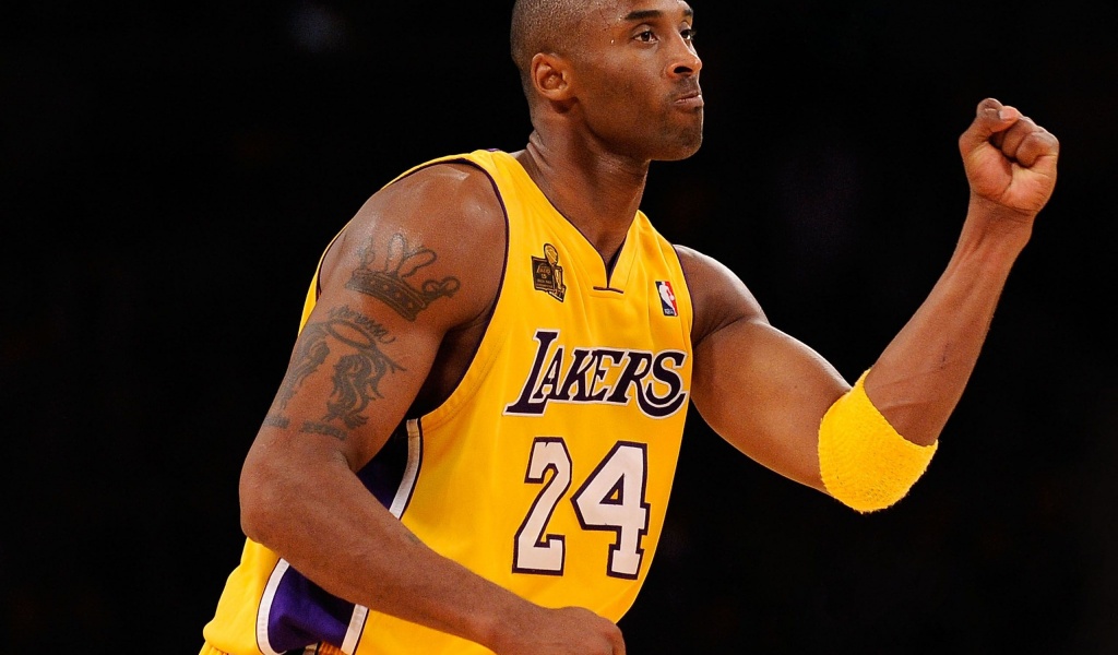 Los Angeles Lakers American Professional Basketball Kobe Bryant Pose