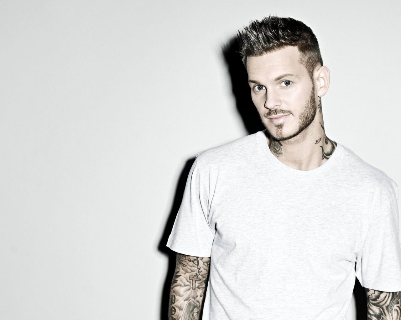 Matt Pokora Singer