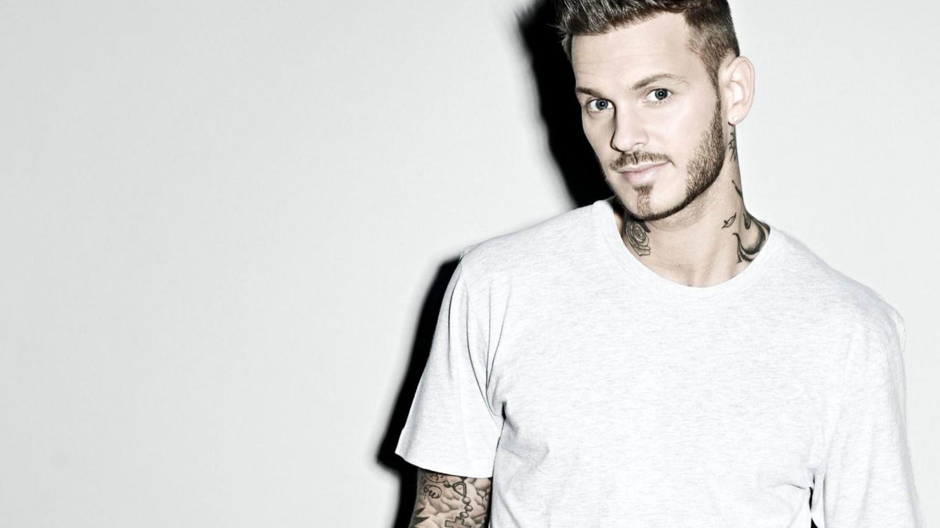 Matt Pokora Singer