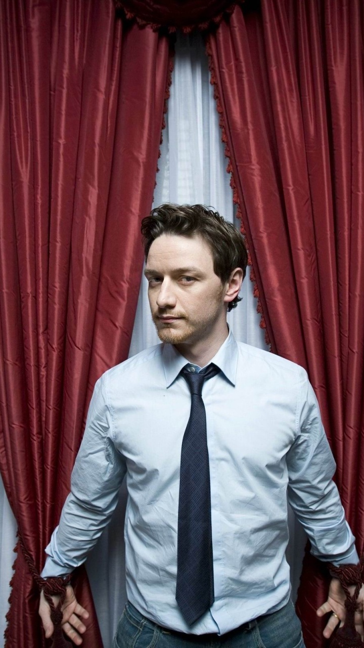 Men Male Celebrity James Mcavoy