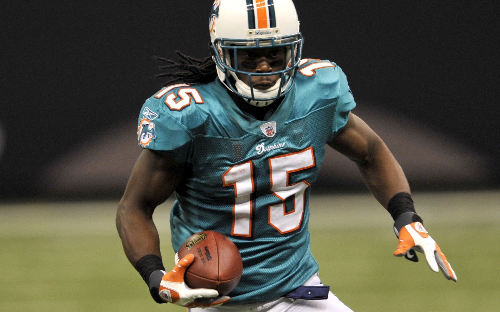 Miami Dolphins American Football Davone Bess