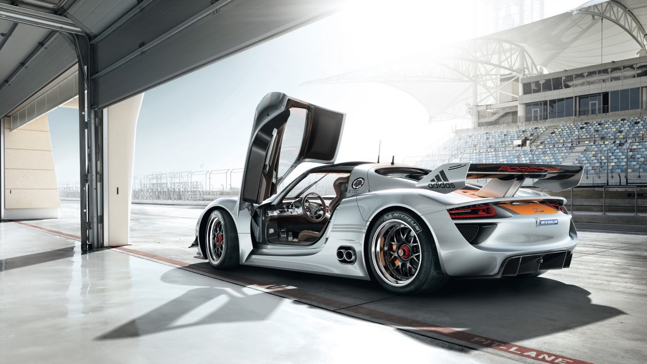 Porsche Super Car