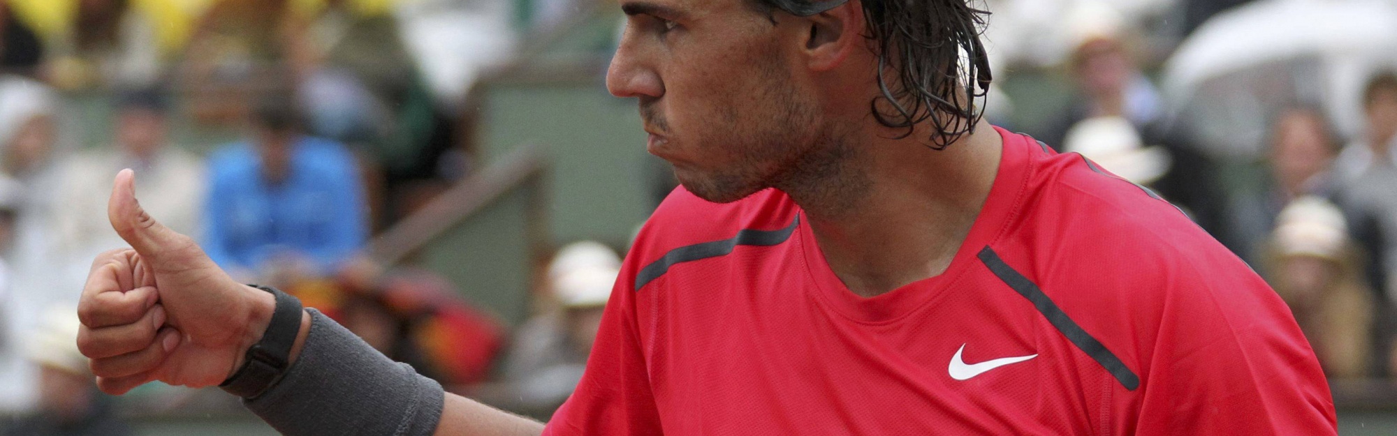 Rafael Nadal Gives Thumbs Up