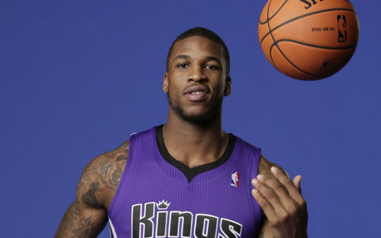 Sacramento Kings Nba American Basketball Rookie Thomas Robinson