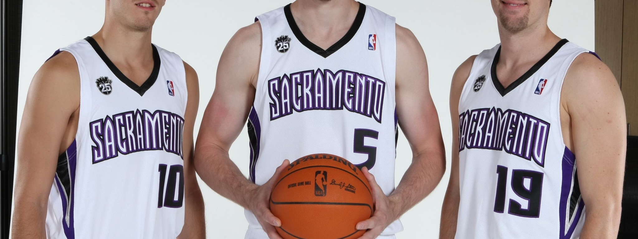 Sacramento Kings Nba American Basketball Sergio Rodriguez Andres Nocioni Beno Udrih