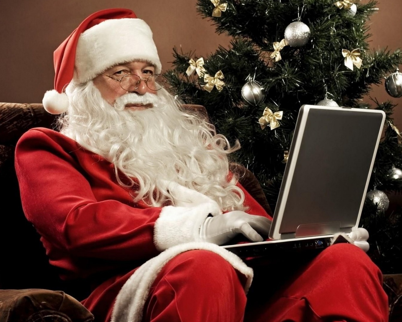 Santa Claus Sitting Look Christmas Tree Chair Laptop